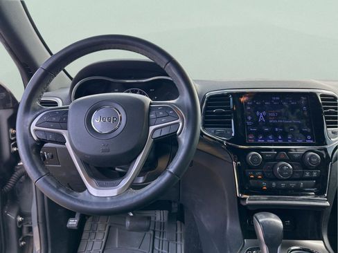 Certified 2020 Jeep Grand Cherokee Altitude image 11