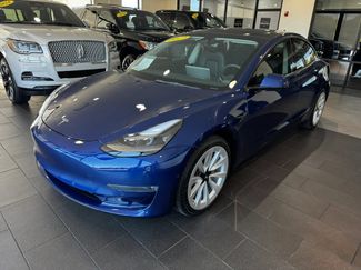 Used 2022 Tesla Model 3 Long Range AWD/4WD video 1