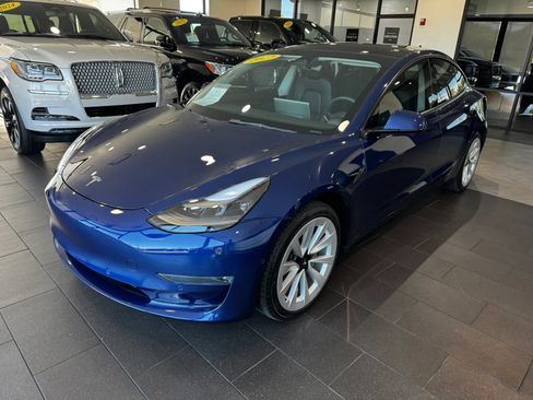 Used 2022 Tesla Model 3 Long Range AWD/4WD image 1