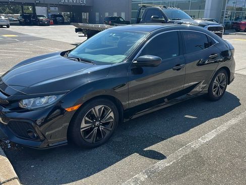 Used 2018 Honda Civic EX image 1