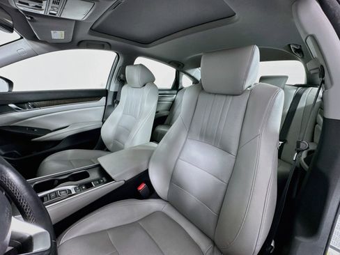 Certified 2019 Honda Accord Touring image 21