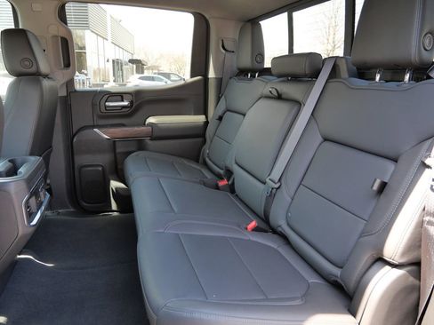 Used 2021 GMC Sierra 1500 SLT w/ SLT Premium Plus Package AWD/4WD image 28