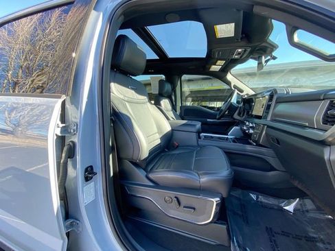 Used 2025 Ford F250 Platinum w/ Tremor Off-Road Package image 25