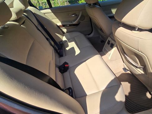 Used 2006 BMW 330xi Sedan image 26