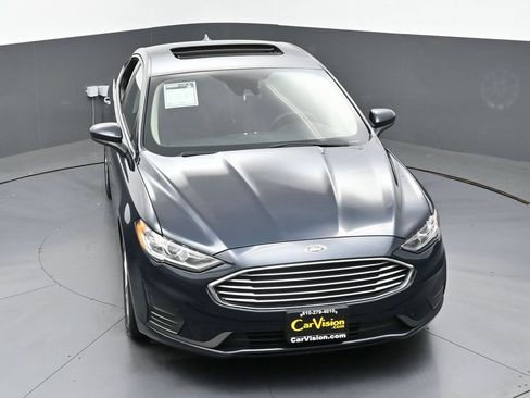 Used 2020 Ford Fusion SE image 47