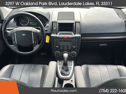 Used 2011 Land Rover LR2 HSE AWD/4WD image 36