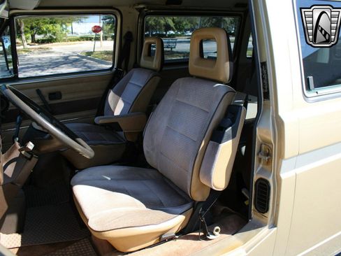Used 1987 Volkswagen Vanagon image 19