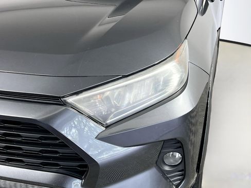 Used 2021 Toyota RAV4 XLE Premium FWD image 12