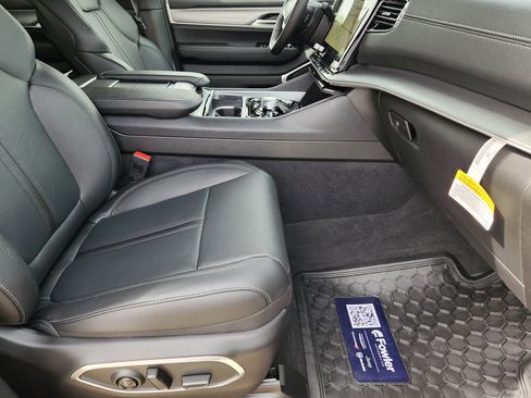 New 2026 Jeep Grand Wagoneer 4WD image 11
