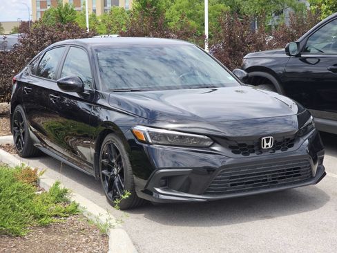 Certified 2022 Honda Civic Sport image 2