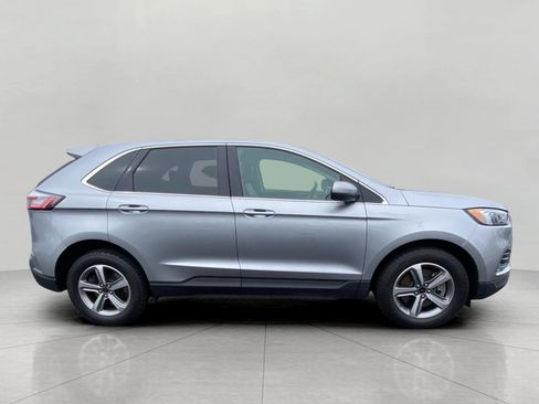 Certified 2024 Ford Edge SEL w/ Convenience Package AWD/4WD image 9