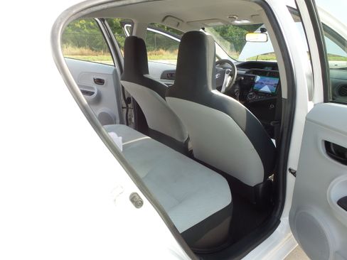 Used 2013 Toyota Prius C One FWD image 25