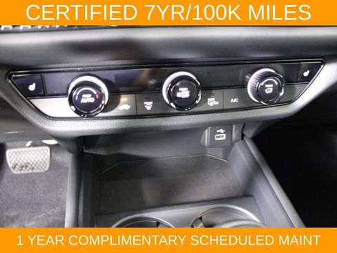 Used 2024 Honda HR-V Sport image 25