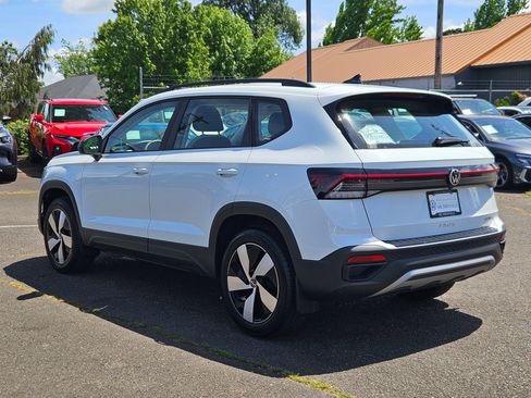 Used 2025 Volkswagen Taos S AWD/4WD image 3