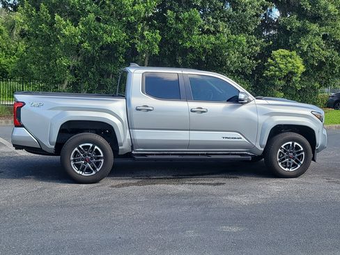 Used 2024 Toyota Tacoma TRD Sport RWD image 8