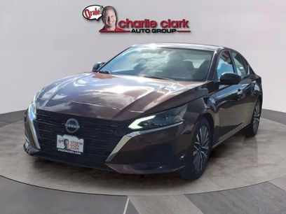 Used 2024 Nissan Altima 2.5 SV