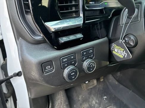 Used 2023 Chevrolet Silverado 1500 High Country w/ High Country Premium Package AWD/4WD image 13