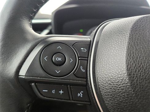 Used 2021 Toyota Corolla SE w/ SE Premium Package image 17