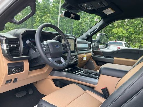 New 2026 Ford F250 Lariat w/ Chrome Package AWD/4WD image 15