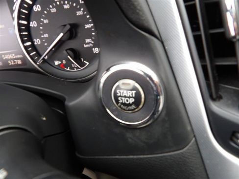 Used 2021 INFINITI Q50 Luxe w/ All Weather Package image 25