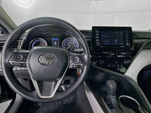 Used 2022 Toyota Camry LE image 15