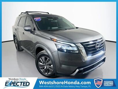 Used 2023 Nissan Pathfinder SV