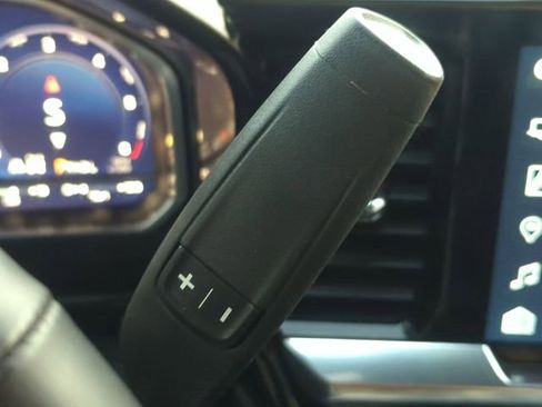 Used 2024 Chevrolet Silverado 1500 LT AWD/4WD image 20