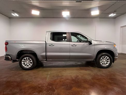 Used 2024 Chevrolet Silverado 1500 LT AWD/4WD image 23