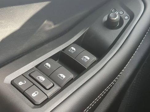 New 2026 Jeep Grand Cherokee Altitude image 28