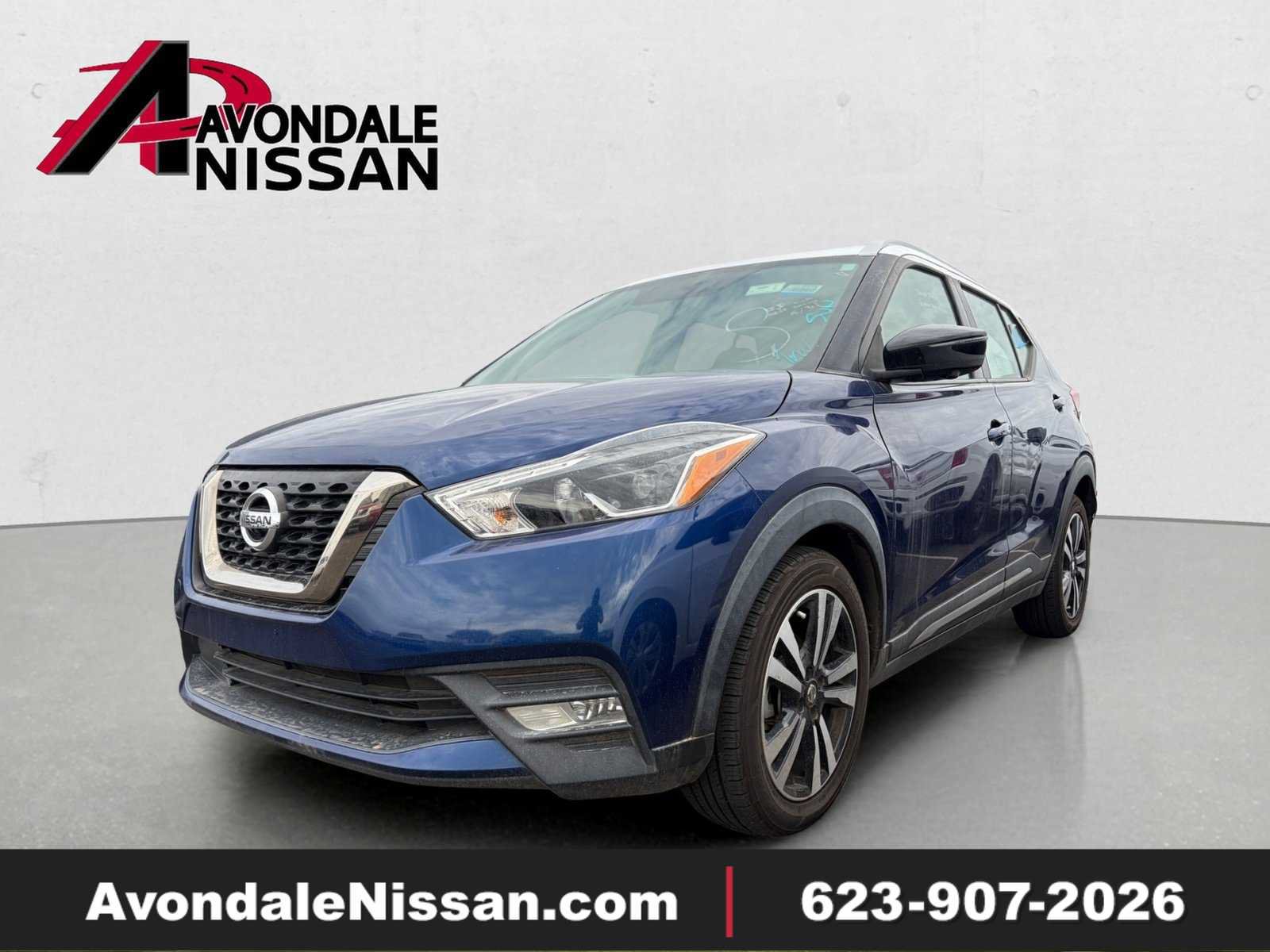 Certified 2019 Nissan Kicks SR FWD image 1