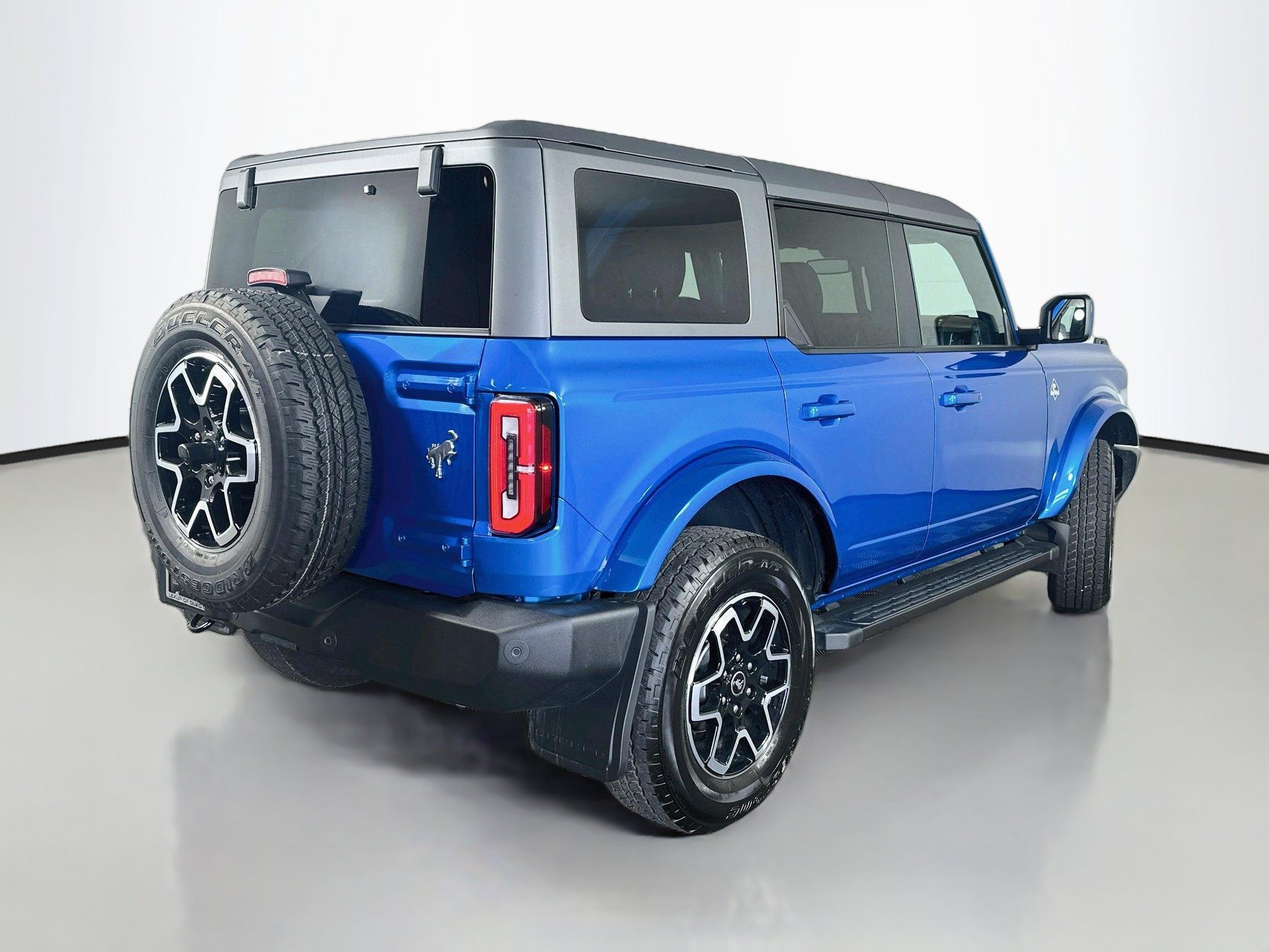 Used 2024 Ford Bronco Outer Banks AWD/4WD image 7