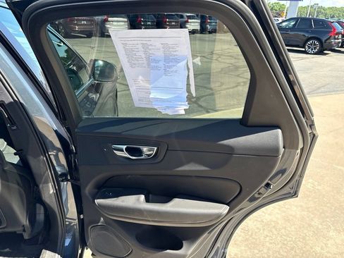 Used 2021 Volvo XC60 T5 Inscription AWD/4WD image 37