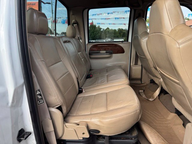 Used 2004 Ford F250 Lariat AWD/4WD image 17