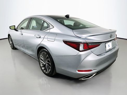 Used 2024 Lexus ES 350 Ultra Luxury w/ Accessory Package (Z2) image 7