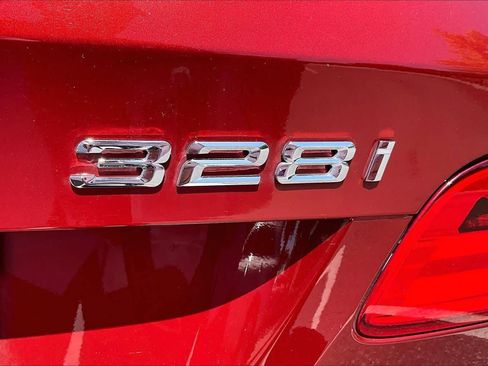 Used 2011 BMW 328i Convertible image 8