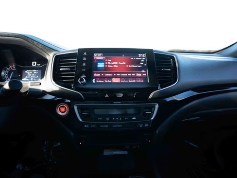 Used 2023 Honda Ridgeline Black Edition image 16