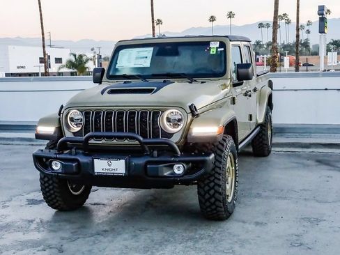 New 2026 Jeep Gladiator Willys AWD/4WD image 4