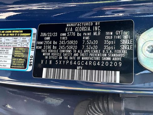 Used 2024 Kia Telluride S w/ S Sunroof Package FWD image 32
