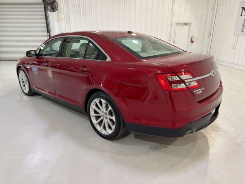 Used 2014 Ford Taurus Limited w/ Equipment Group 301A image 26