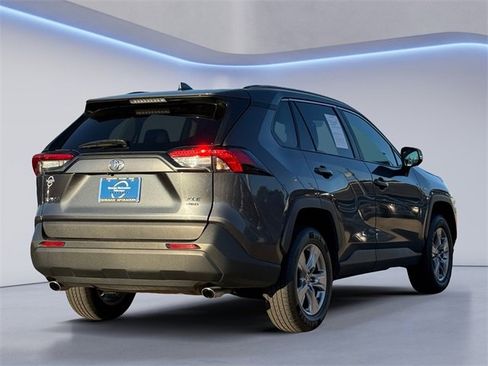 Used 2023 Toyota RAV4 XLE image 5