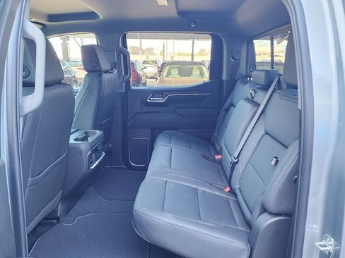 New 2026 GMC Sierra 1500 SLT image 42