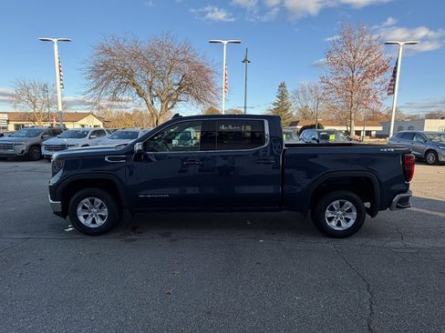 Used 2023 GMC Sierra 1500 SLE image 8