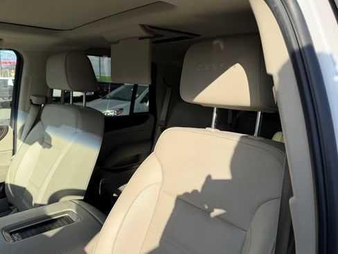 Used 2019 GMC Yukon Denali w/ Open Road Package image 16