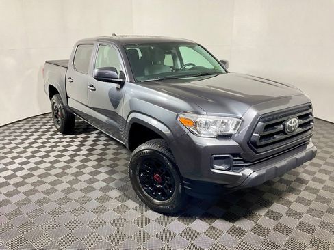 Used 2022 Toyota Tacoma SR AWD/4WD image 5