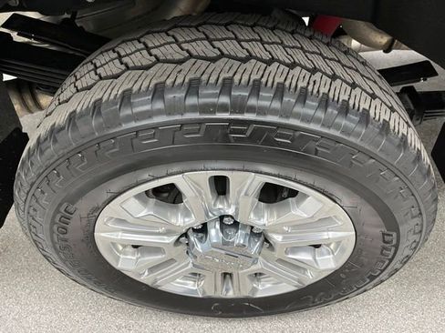 Used 2022 GMC Sierra 3500 Denali w/ Denali Ultimate Package AWD/4WD image 17