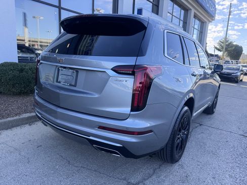 Used 2023 Cadillac XT6 Luxury w/ LPO, Floor Liner Package image 4