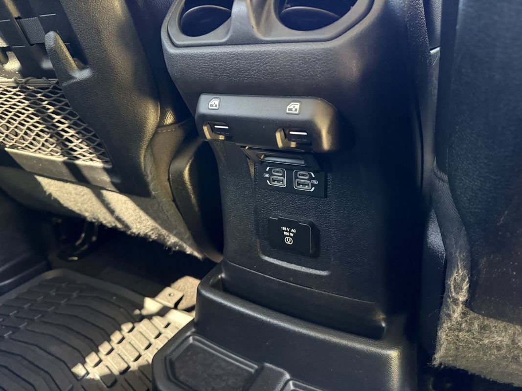 Used 2021 Jeep Wrangler Unlimited Rubicon w/ Safety Group AWD/4WD image 40