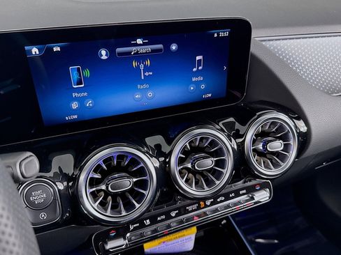 New 2026 Mercedes-Benz GLA 250 image 19