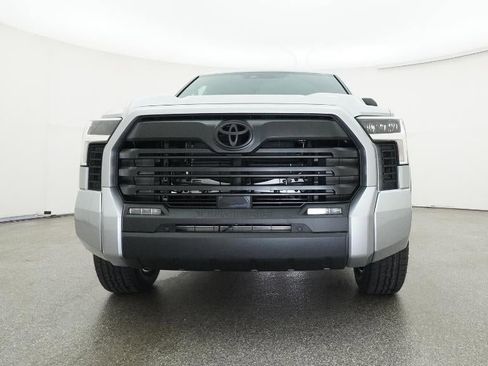 New 2026 Toyota Tundra SR5 AWD/4WD image 31