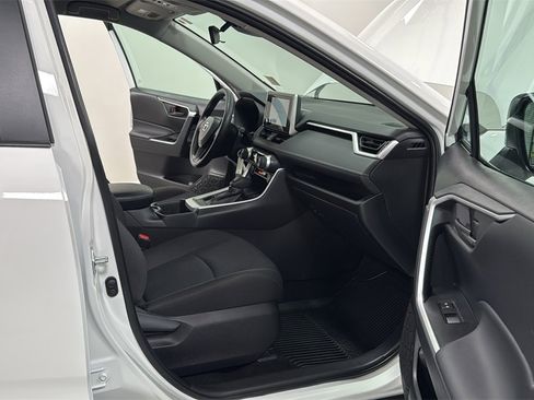 Certified 2025 Toyota RAV4 LE image 18